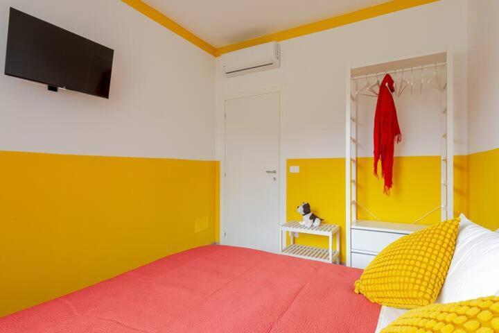 Boutique Apartment Family Чиуси Екстериор снимка