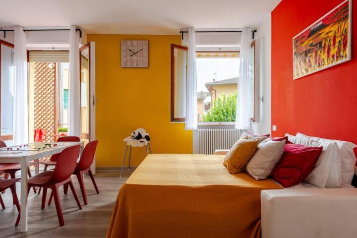 Boutique Apartment Family Чиуси Екстериор снимка