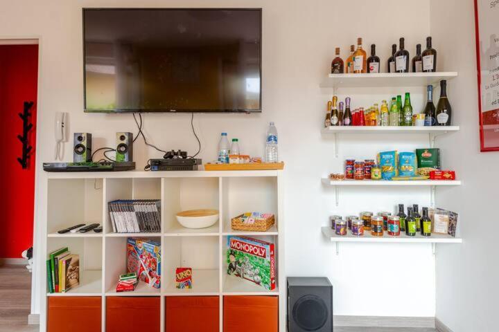 Boutique Apartment Family Чиуси Екстериор снимка